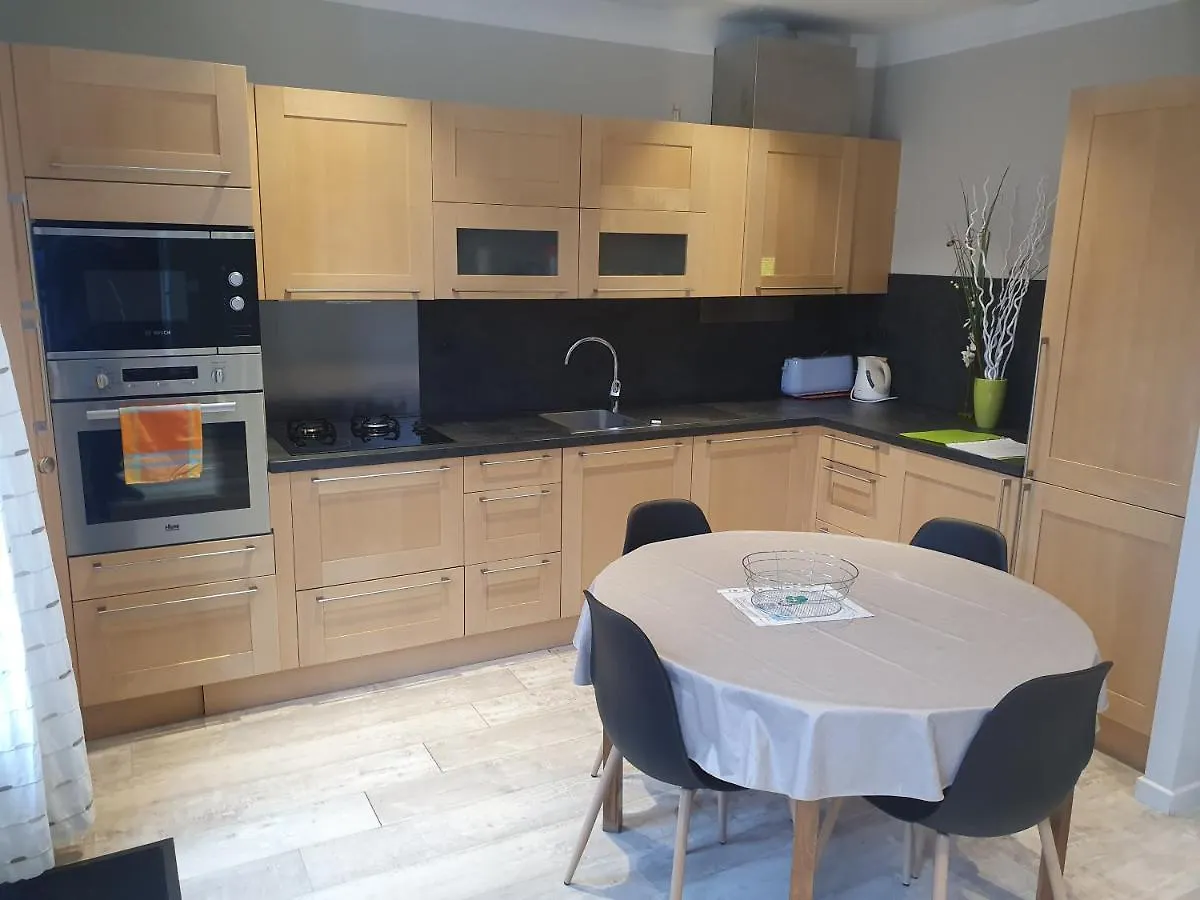 Emeraude Jacuzzi Apartment Saint-Malo France